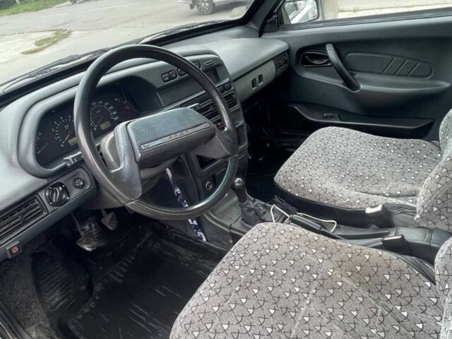 Серый ВАЗ 2115 Самара, объемом двигателя 1.6 л и пробегом 98 тыс. км за 2200 $, фото 5 на Automoto.ua