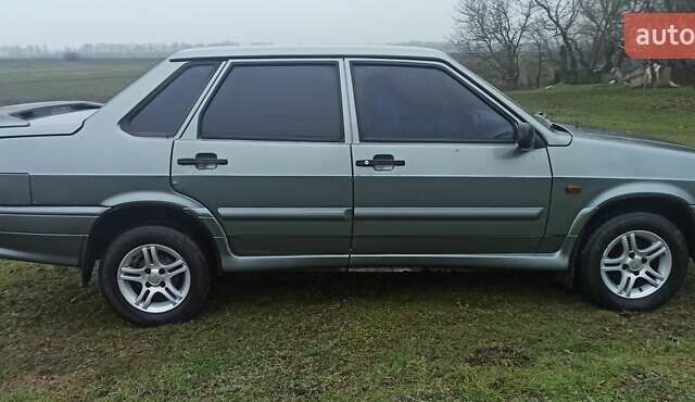 Серый ВАЗ 2115 Самара, объемом двигателя 1.6 л и пробегом 173 тыс. км за 2000 $, фото 2 на Automoto.ua