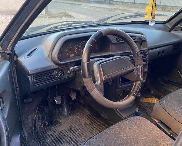 Сірий ВАЗ 2115 Самара, об'ємом двигуна 1.6 л та пробігом 250 тис. км за 750 $, фото 3 на Automoto.ua