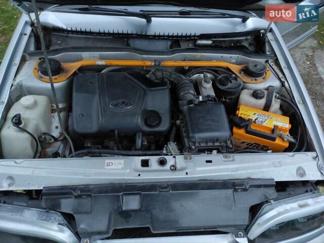 Серый ВАЗ 2115 Самара, объемом двигателя 1.6 л и пробегом 212 тыс. км за 3000 $, фото 7 на Automoto.ua