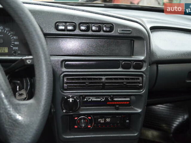 Серый ВАЗ 2115 Самара, объемом двигателя 1.6 л и пробегом 176 тыс. км за 2300 $, фото 2 на Automoto.ua