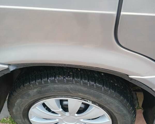 Серый ВАЗ 2115 Самара, объемом двигателя 1.6 л и пробегом 175 тыс. км за 1900 $, фото 24 на Automoto.ua