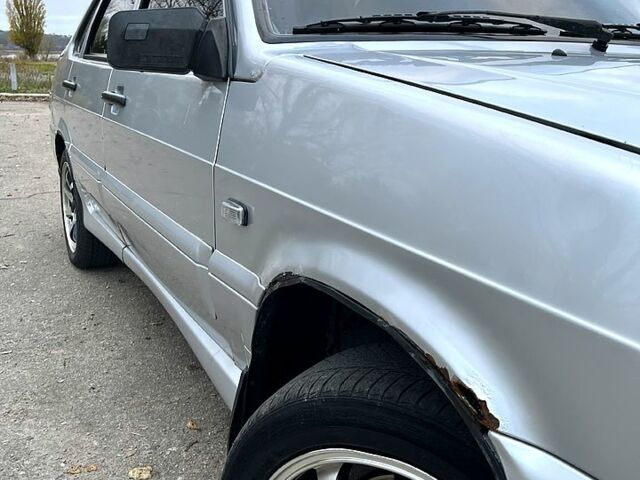 Серый ВАЗ 2115 Самара, объемом двигателя 1.6 л и пробегом 200 тыс. км за 2100 $, фото 10 на Automoto.ua