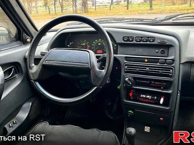 Сірий ВАЗ 2115 Самара, об'ємом двигуна 1.6 л та пробігом 185 тис. км за 1500 $, фото 9 на Automoto.ua