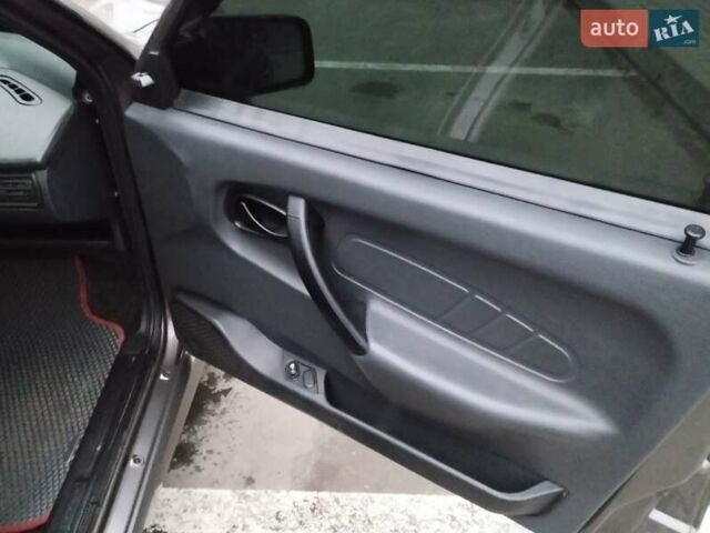 Сірий ВАЗ 2115 Самара, об'ємом двигуна 1.6 л та пробігом 208 тис. км за 1400 $, фото 5 на Automoto.ua