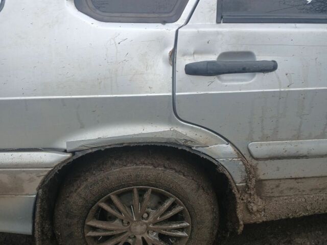 Серый ВАЗ 2115 Самара, объемом двигателя 1.6 л и пробегом 136 тыс. км за 1599 $, фото 5 на Automoto.ua