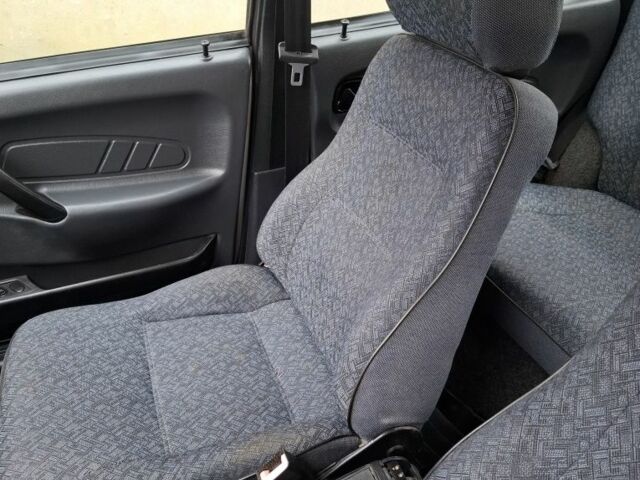 Серый ВАЗ 2115 Самара, объемом двигателя 1 л и пробегом 108 тыс. км за 2200 $, фото 2 на Automoto.ua