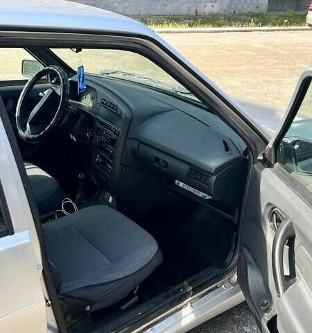 Сірий ВАЗ 2115 Самара, об'ємом двигуна 1.6 л та пробігом 183 тис. км за 2200 $, фото 5 на Automoto.ua