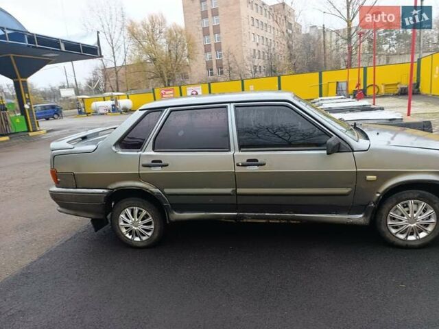 Серый ВАЗ 2115 Самара, объемом двигателя 1.6 л и пробегом 180 тыс. км за 1090 $, фото 2 на Automoto.ua