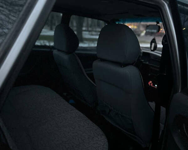 Серый ВАЗ 2115 Самара, объемом двигателя 1.6 л и пробегом 177 тыс. км за 2200 $, фото 5 на Automoto.ua