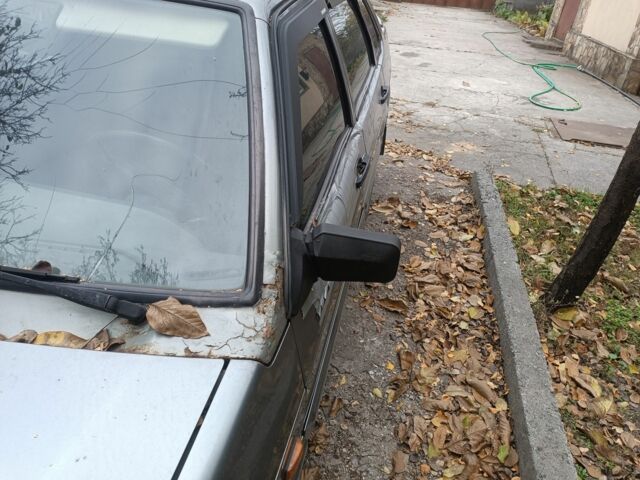 Серый ВАЗ 2115 Самара, объемом двигателя 0 л и пробегом 160 тыс. км за 1100 $, фото 4 на Automoto.ua