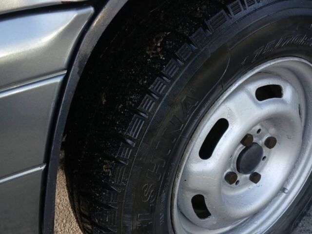 Серый ВАЗ 2115 Самара, объемом двигателя 1.6 л и пробегом 165 тыс. км за 1941 $, фото 10 на Automoto.ua