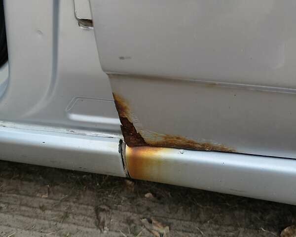 Серый ВАЗ 2115 Самара, объемом двигателя 1.6 л и пробегом 240 тыс. км за 1600 $, фото 3 на Automoto.ua