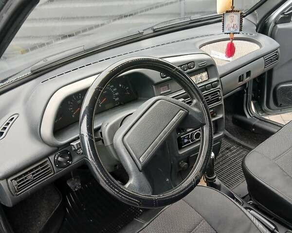 Сірий ВАЗ 2115 Самара, об'ємом двигуна 1.6 л та пробігом 134 тис. км за 2400 $, фото 7 на Automoto.ua