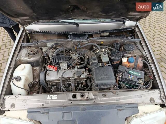 Серый ВАЗ 2115 Самара, объемом двигателя 1.6 л и пробегом 220 тыс. км за 2000 $, фото 9 на Automoto.ua