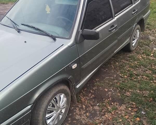 Серый ВАЗ 2115 Самара, объемом двигателя 1.6 л и пробегом 100 тыс. км за 1400 $, фото 2 на Automoto.ua