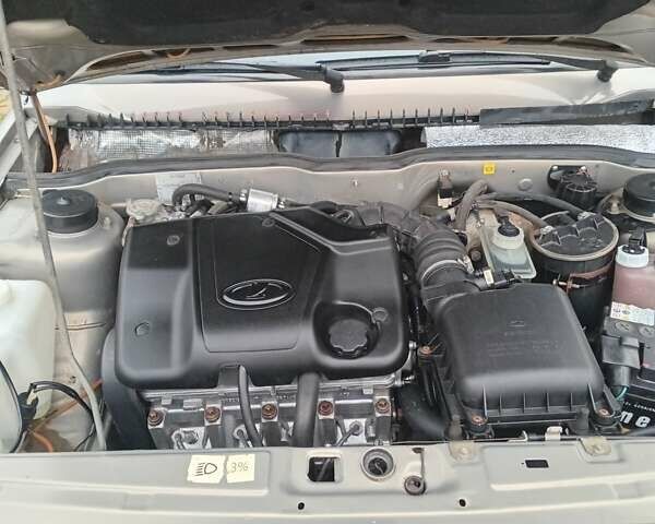 Серый ВАЗ 2115 Самара, объемом двигателя 1.6 л и пробегом 175 тыс. км за 1900 $, фото 46 на Automoto.ua