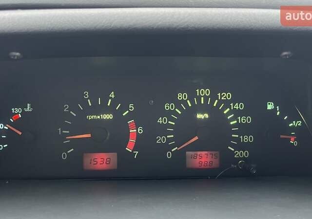 Серый ВАЗ 2115 Самара, объемом двигателя 1.6 л и пробегом 185 тыс. км за 1500 $, фото 12 на Automoto.ua