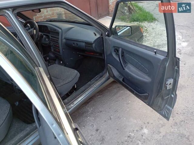 Серый ВАЗ 2115 Самара, объемом двигателя 1.6 л и пробегом 56 тыс. км за 3500 $, фото 12 на Automoto.ua
