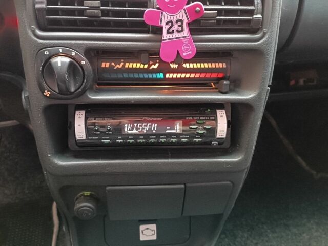 Серый ВАЗ 2115 Самара, объемом двигателя 1.6 л и пробегом 143 тыс. км за 1950 $, фото 3 на Automoto.ua