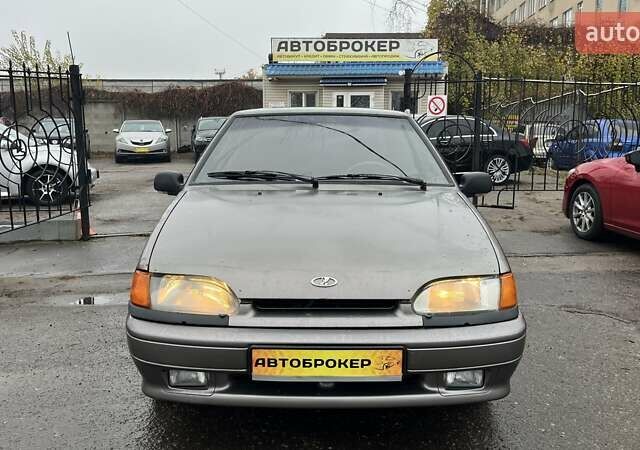 Серый ВАЗ 2115 Самара, объемом двигателя 1.6 л и пробегом 185 тыс. км за 1500 $, фото 1 на Automoto.ua