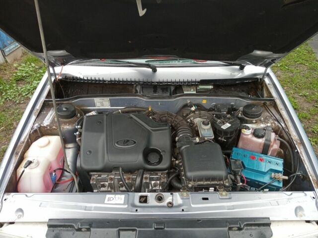 Серый ВАЗ 2115 Самара, объемом двигателя 1.6 л и пробегом 80 тыс. км за 3100 $, фото 3 на Automoto.ua