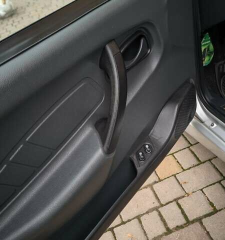 Серый ВАЗ 2115 Самара, объемом двигателя 1.6 л и пробегом 69 тыс. км за 3200 $, фото 18 на Automoto.ua