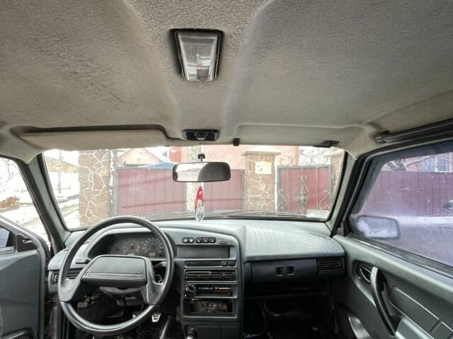 Серый ВАЗ 2115 Самара, объемом двигателя 1.6 л и пробегом 200 тыс. км за 550 $, фото 4 на Automoto.ua