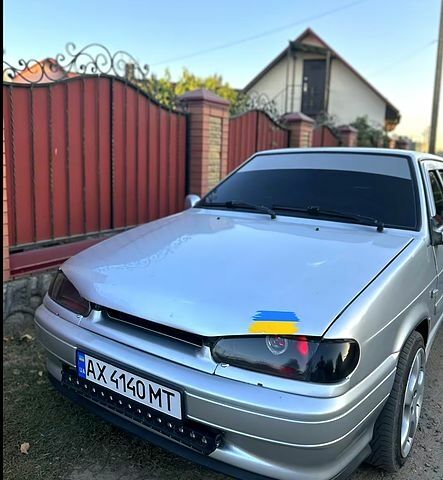 Серый ВАЗ 2115 Самара, объемом двигателя 1.6 л и пробегом 205 тыс. км за 3300 $, фото 2 на Automoto.ua