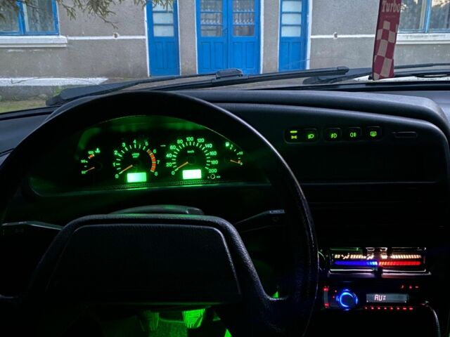 Сірий ВАЗ 2115 Самара, об'ємом двигуна 1.6 л та пробігом 170 тис. км за 1900 $, фото 4 на Automoto.ua