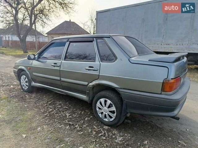Серый ВАЗ 2115 Самара, объемом двигателя 1.6 л и пробегом 156 тыс. км за 1300 $, фото 2 на Automoto.ua