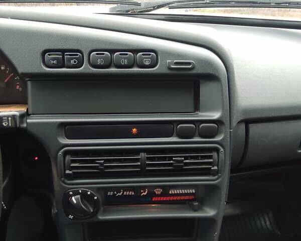 Сірий ВАЗ 2115 Самара, об'ємом двигуна 1.6 л та пробігом 11 тис. км за 3200 $, фото 36 на Automoto.ua