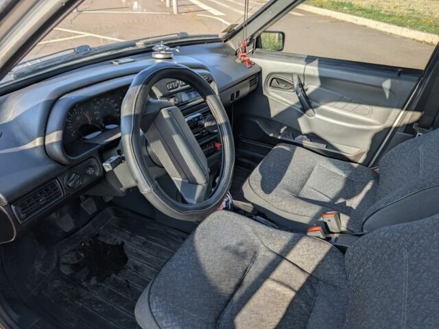 ВАЗ 2115 Самара 2009 у Кривому Розі на Automoto.ua Сірий ВАЗ 2115 Самара, об'ємом двигуна 1.6 л та пробігом 116 тис. км за 2300 $, фото 9 на Automoto.ua