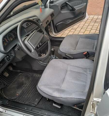 Серый ВАЗ 2115 Самара, объемом двигателя 1.6 л и пробегом 69 тыс. км за 3200 $, фото 19 на Automoto.ua