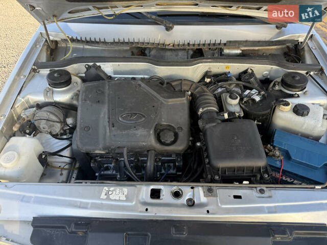 Серый ВАЗ 2115 Самара, объемом двигателя 1.6 л и пробегом 165 тыс. км за 1700 $, фото 13 на Automoto.ua