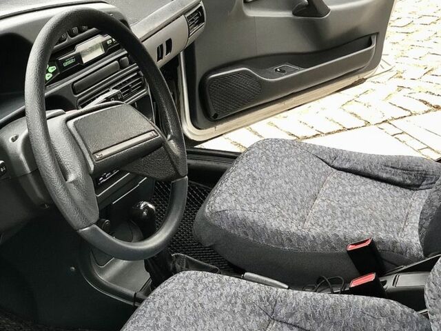 Серый ВАЗ 2115 Самара, объемом двигателя 1.6 л и пробегом 93 тыс. км за 2250 $, фото 15 на Automoto.ua