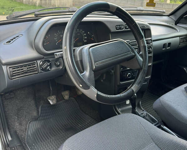 Сірий ВАЗ 2115 Самара, об'ємом двигуна 1.6 л та пробігом 172 тис. км за 2500 $, фото 12 на Automoto.ua