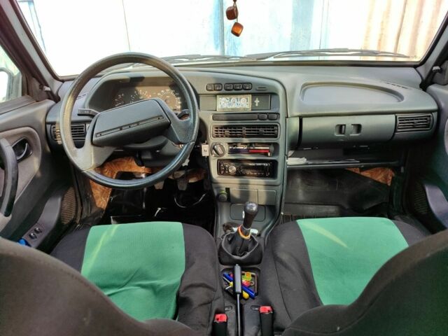 Серый ВАЗ 2115 Самара, объемом двигателя 1.6 л и пробегом 75 тыс. км за 2500 $, фото 4 на Automoto.ua