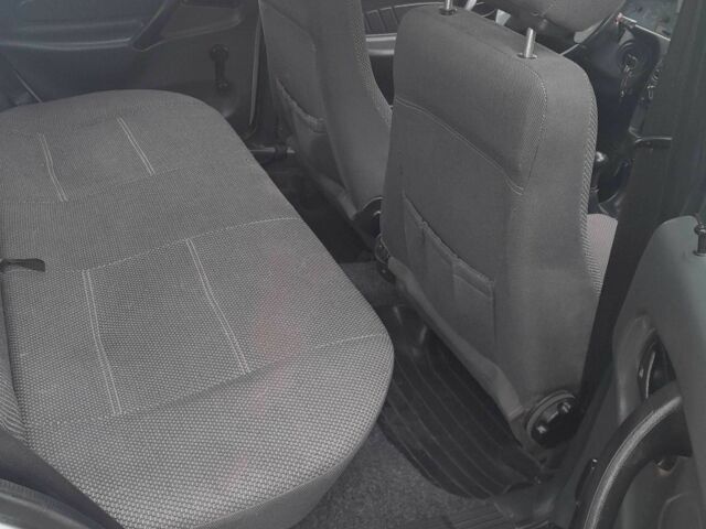 Серый ВАЗ 2115 Самара, объемом двигателя 1.6 л и пробегом 50 тыс. км за 2900 $, фото 7 на Automoto.ua