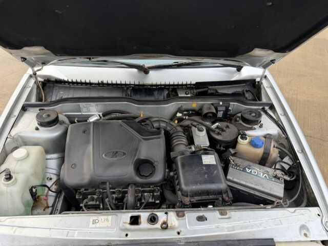 Серый ВАЗ 2115 Самара, объемом двигателя 1.6 л и пробегом 198 тыс. км за 1750 $, фото 7 на Automoto.ua