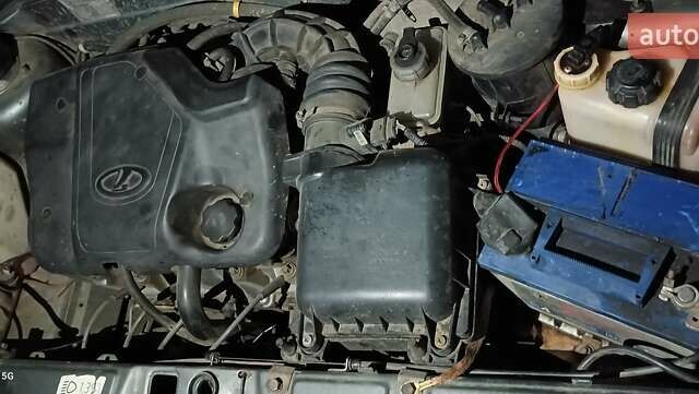 Серый ВАЗ 2115 Самара, объемом двигателя 1.6 л и пробегом 135 тыс. км за 2300 $, фото 2 на Automoto.ua