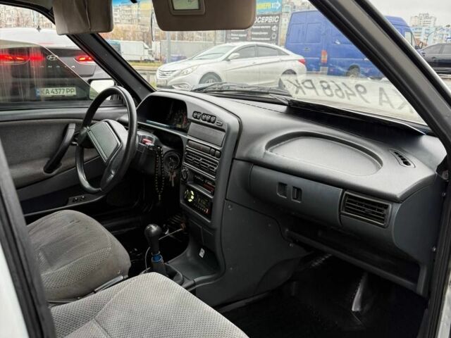 Сірий ВАЗ 2115 Самара, об'ємом двигуна 1.6 л та пробігом 232 тис. км за 2499 $, фото 5 на Automoto.ua