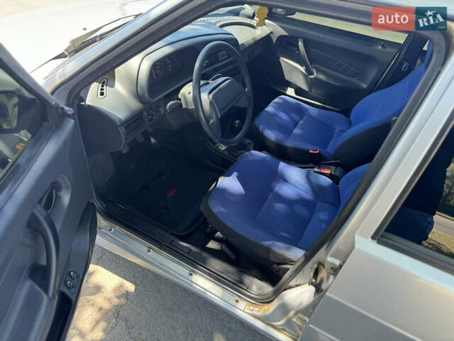Сірий ВАЗ 2115 Самара, об'ємом двигуна 1.6 л та пробігом 105 тис. км за 2599 $, фото 9 на Automoto.ua