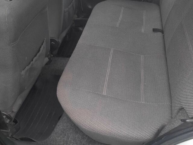 Серый ВАЗ 2115 Самара, объемом двигателя 1.6 л и пробегом 50 тыс. км за 2900 $, фото 3 на Automoto.ua