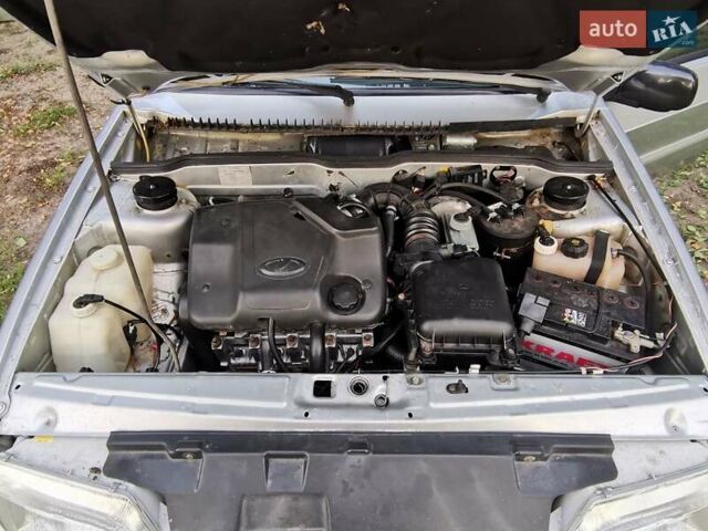 Серый ВАЗ 2115 Самара, объемом двигателя 1.6 л и пробегом 282 тыс. км за 2300 $, фото 12 на Automoto.ua