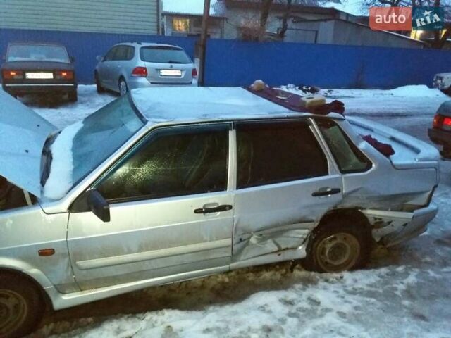 Серый ВАЗ 2115 Самара, объемом двигателя 1.6 л и пробегом 250 тыс. км за 700 $, фото 2 на Automoto.ua