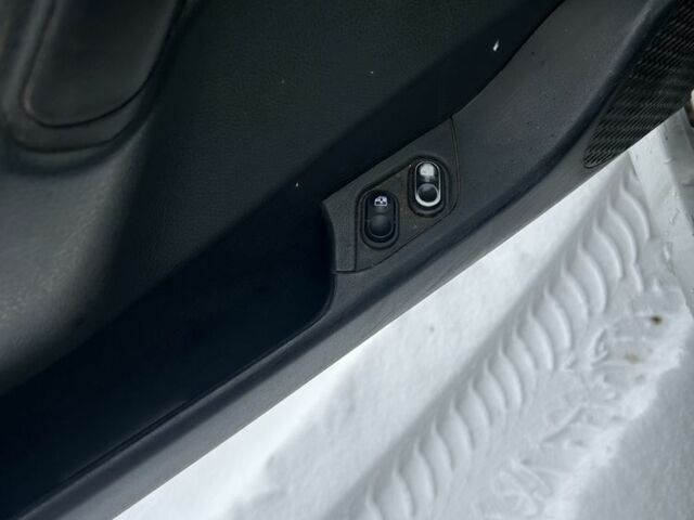 Серый ВАЗ 2115 Самара, объемом двигателя 1.6 л и пробегом 173 тыс. км за 2200 $, фото 6 на Automoto.ua