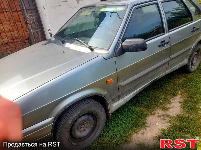 Серый ВАЗ 2115 Самара, объемом двигателя 1.6 л и пробегом 283 тыс. км за 1300 $, фото 1 на Automoto.ua