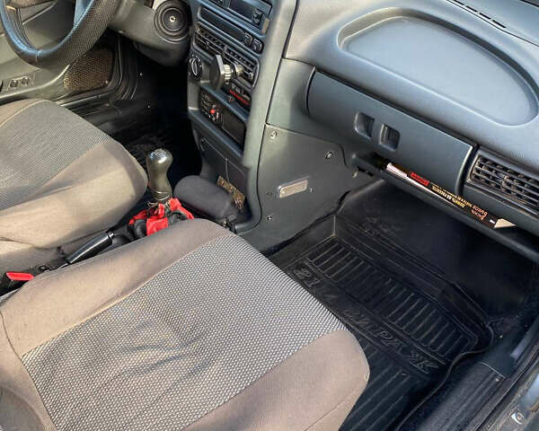 Серый ВАЗ 2115 Самара, объемом двигателя 1.5 л и пробегом 154 тыс. км за 2700 $, фото 13 на Automoto.ua