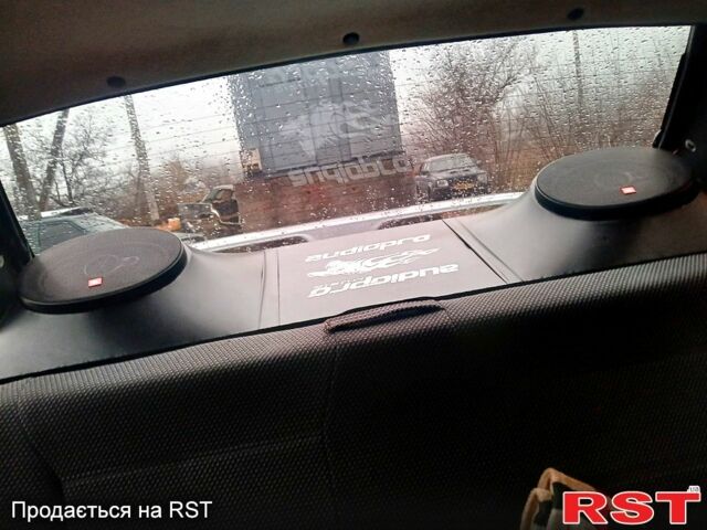 Серый ВАЗ 2115 Самара, объемом двигателя 1.6 л и пробегом 190 тыс. км за 3100 $, фото 3 на Automoto.ua